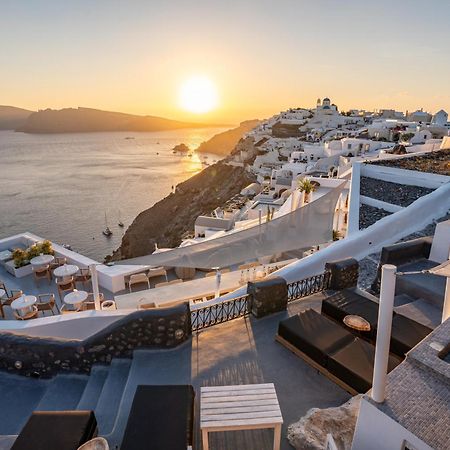 Enalion Suites Οία Εξωτερικό φωτογραφία