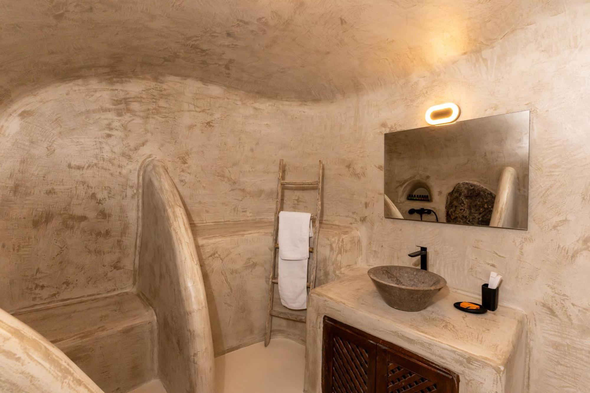 Enalion Suites Οία Εξωτερικό φωτογραφία