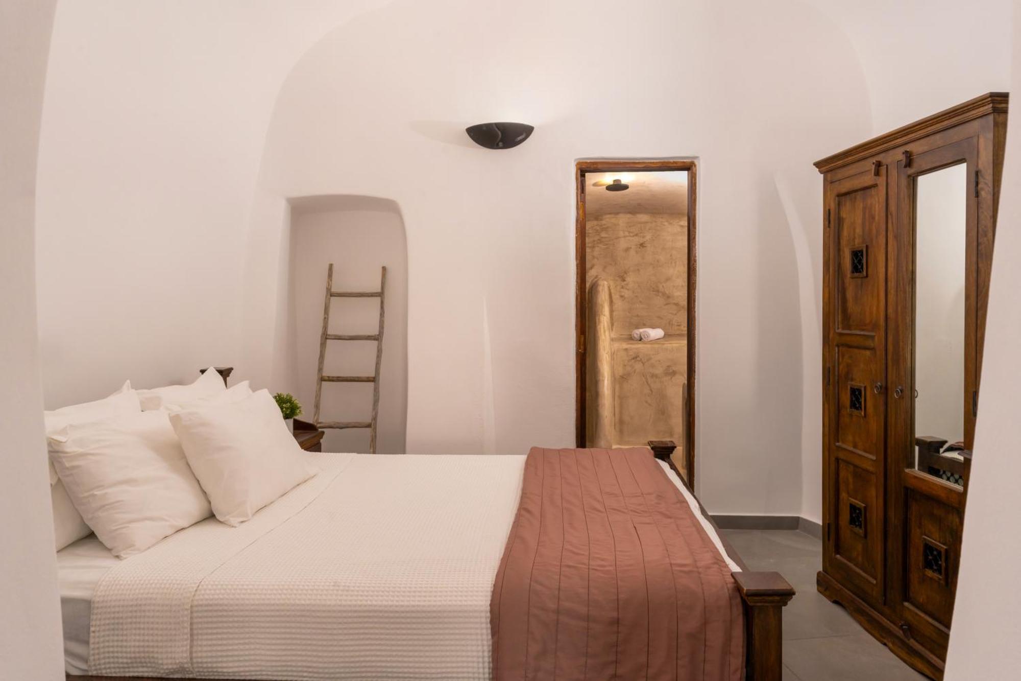 Enalion Suites Οία Εξωτερικό φωτογραφία