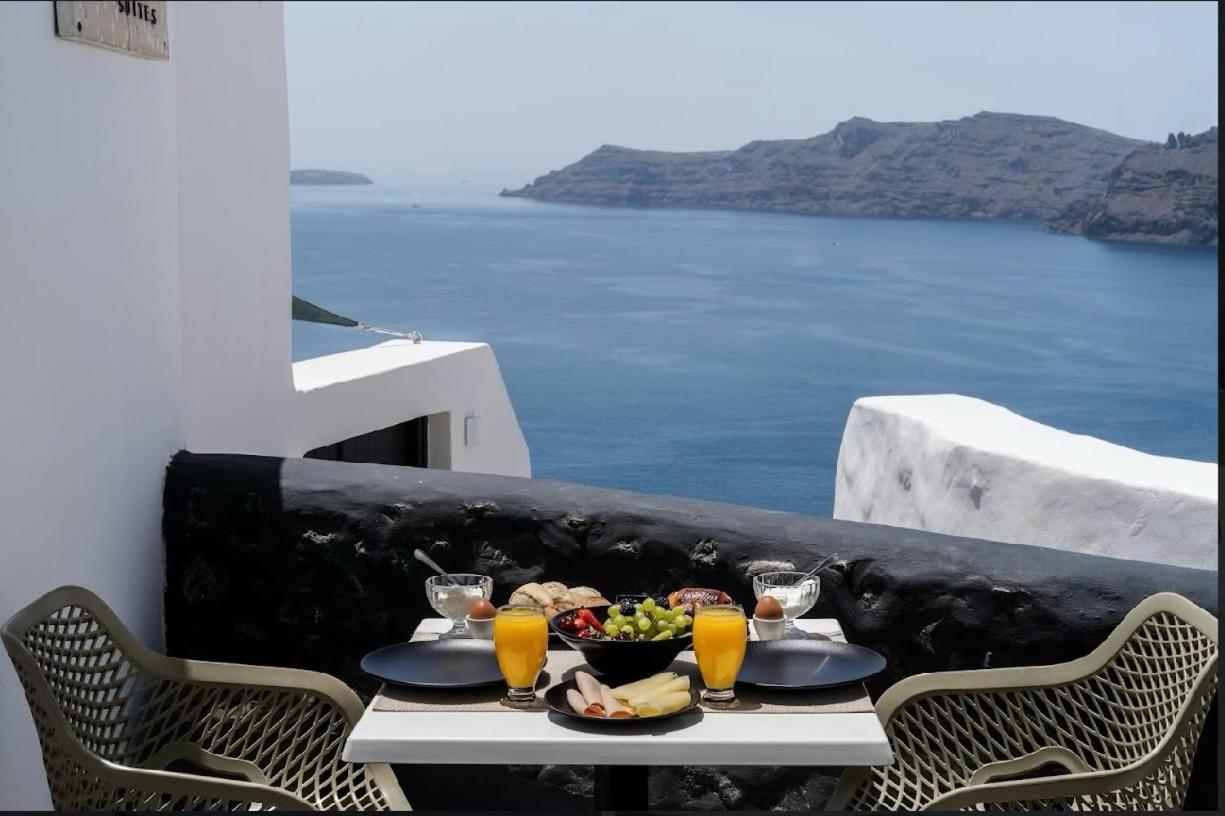 Enalion Suites Οία Εξωτερικό φωτογραφία