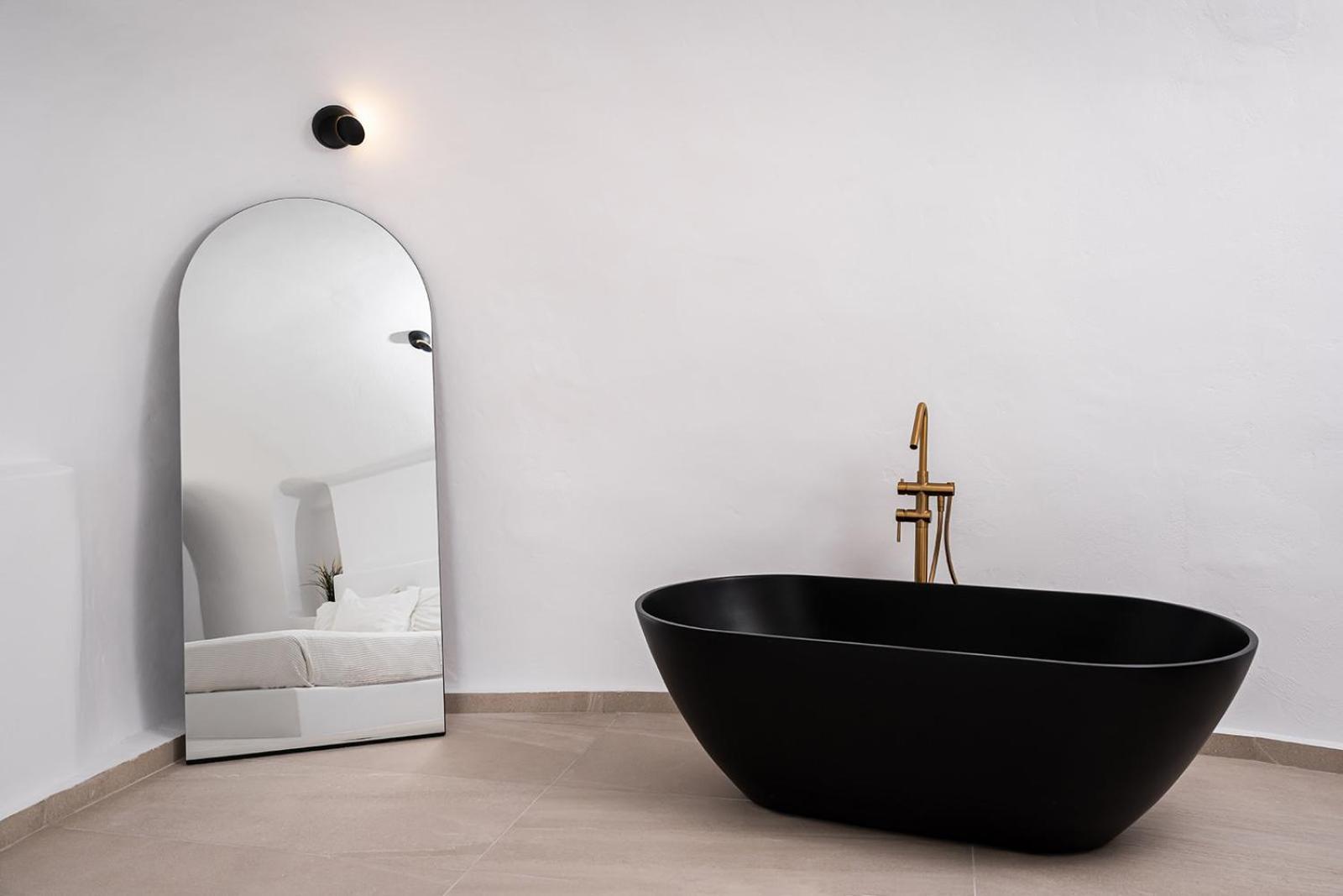 Enalion Suites Οία Εξωτερικό φωτογραφία