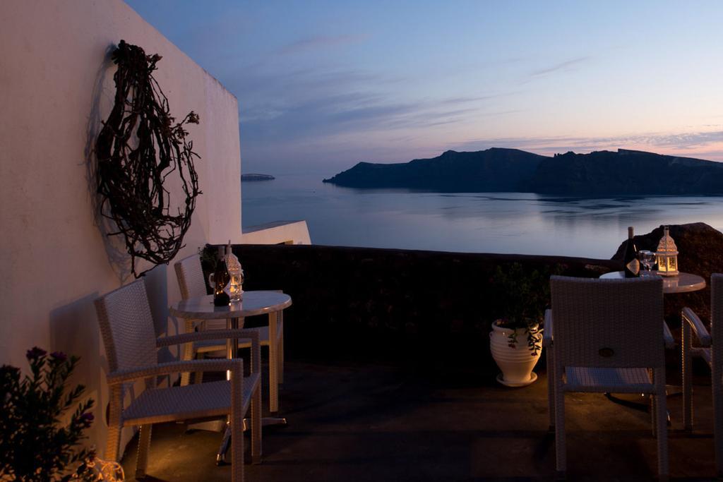 Enalion Suites Οία Δωμάτιο φωτογραφία
