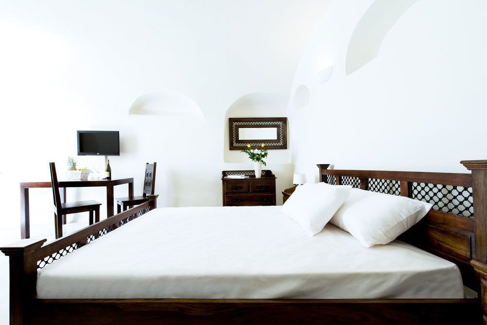 Enalion Suites Οία Εξωτερικό φωτογραφία