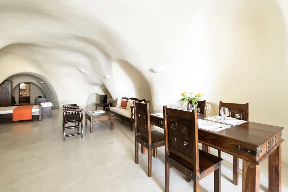 Enalion Suites Οία Εξωτερικό φωτογραφία